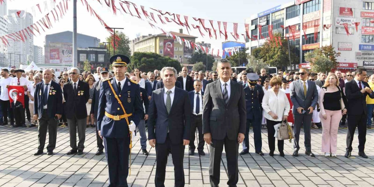 Esenyurt’ta 30 Ağustos Zafer Bayramı dolayısıyla tören gerçekleştirildi