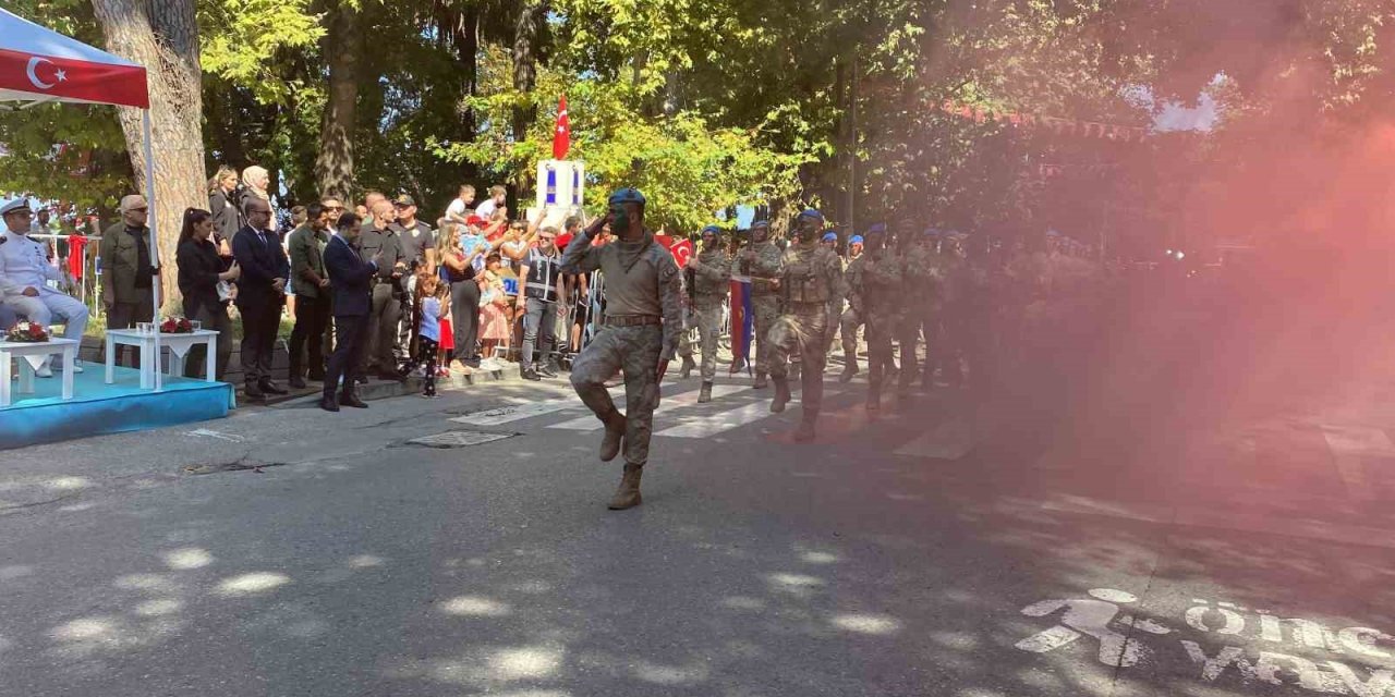 Cumhuriyetin ilk vilayetinde Zafer Bayramı coşkusu