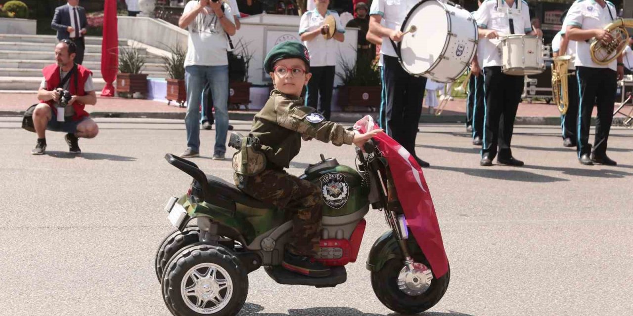 Zafer Bayramı Bursa’da coşkuyla kutlandı