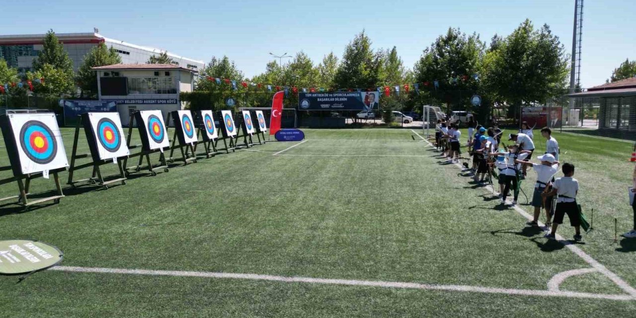 Şahinbey Belediyesi Zafer Bayramını Spor etkinlikleri ile kutladı