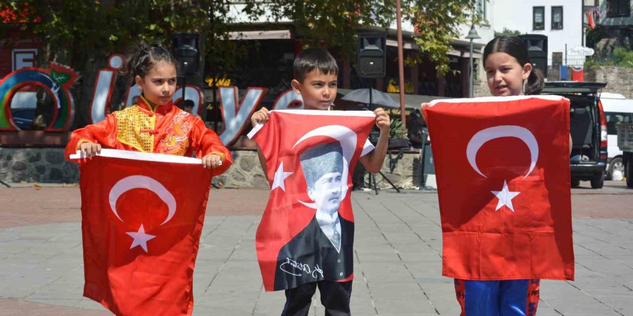 Zaferin 101’inci yılı Ünye’de coşkuyla kutlandı