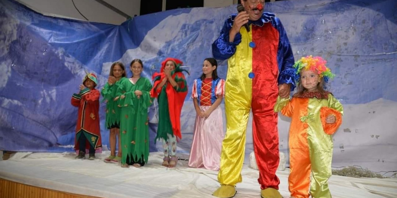 Türkeli’de "Sahne Senin Türkiyem" çocuk oyunları etkinliği