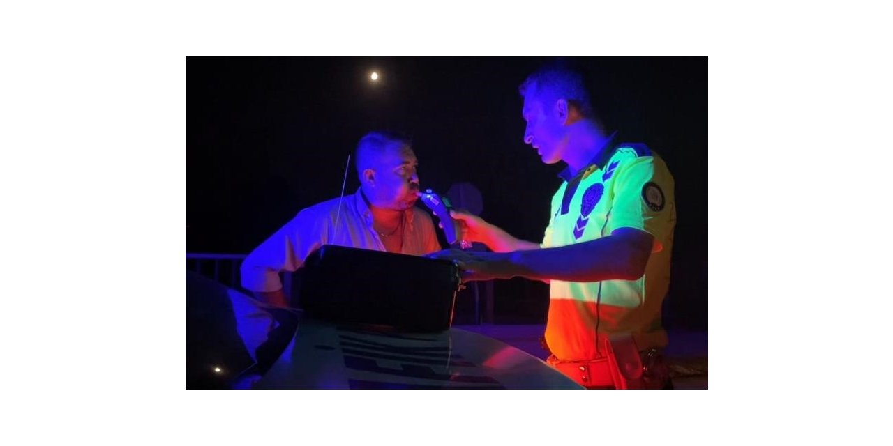 Alkollü sürücüden ilginç istek: "Bana alkolden ceza yazmayın"