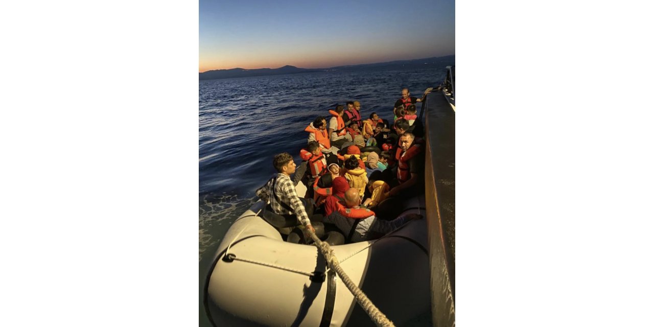 Ezine açıklarında 39 kaçak göçmen yakalandı