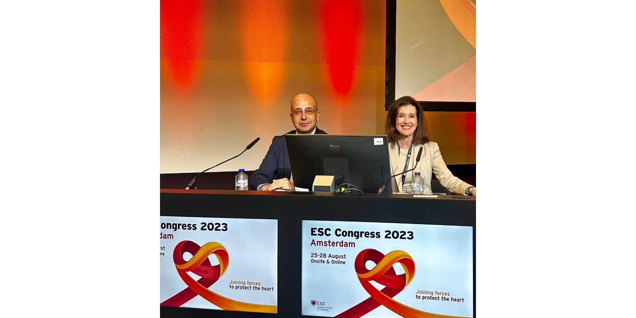 Prof. Dr. Bülent Görenek Avrupa Kardiyoloji Kongresi’ne katıldı