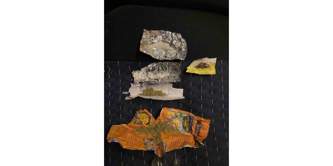 Uygulamada durdurulan araçtan uyuşturucu çıktı