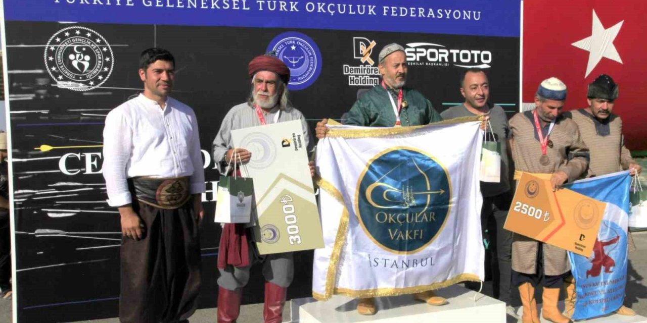 Vatandaşları ata sporu okçuluğa davet