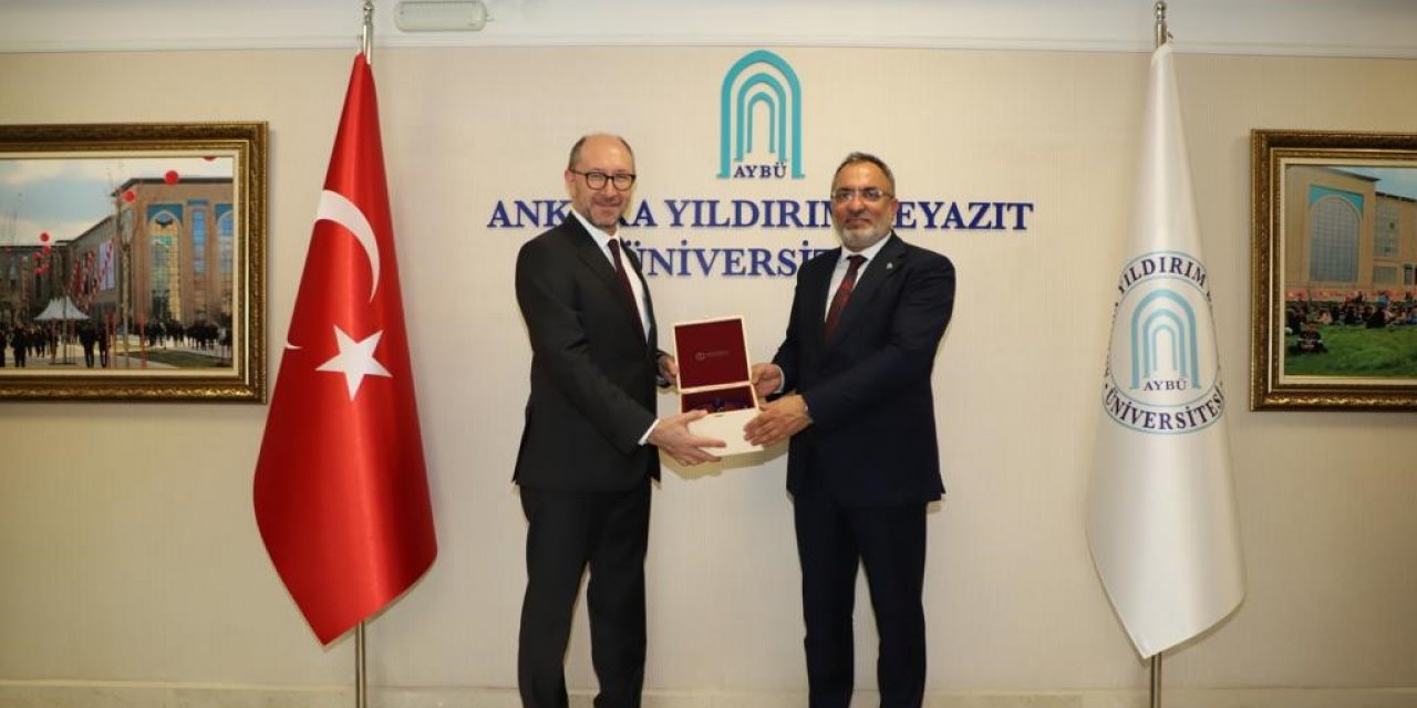Rektör Erdal’dan Ankara Yıldırım Beyazıt Üniversitesine ziyaret