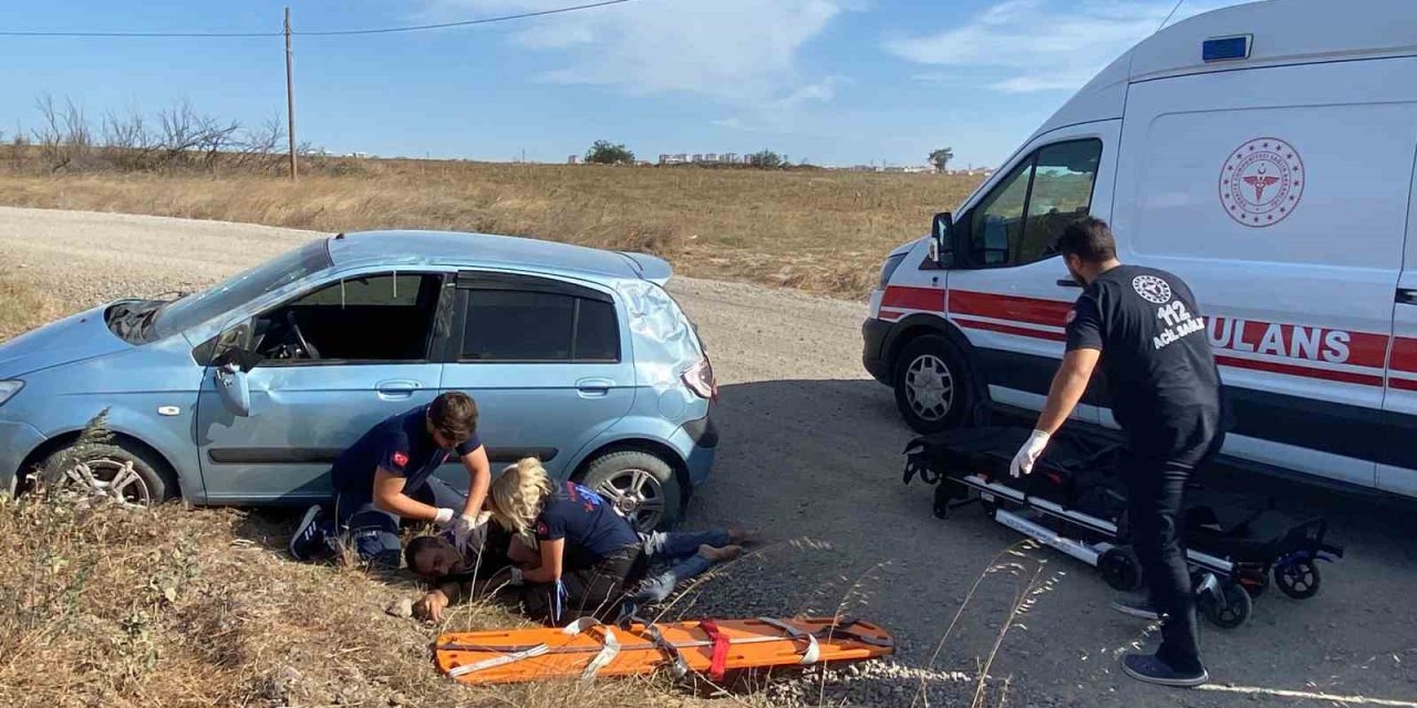 Virajda mıcıra kapılan otomobil takla attı: 1 yaralı
