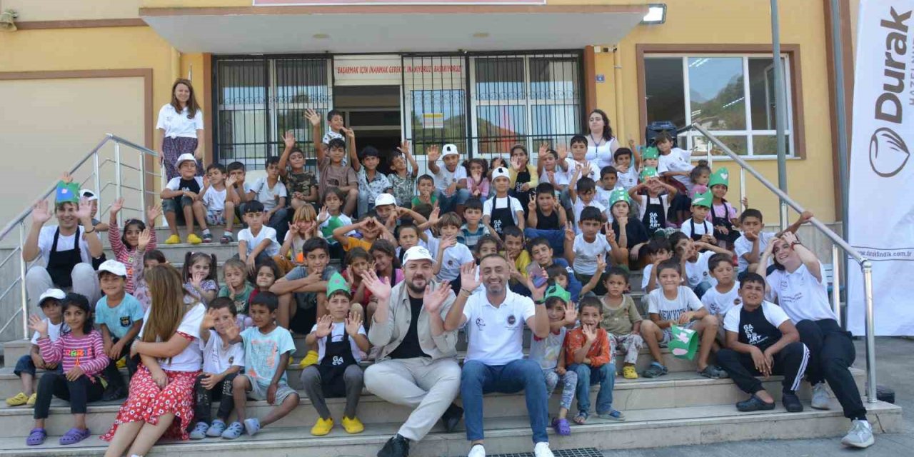 "Her Çocuk Bir Dünya Projesi" uygulamasıyla çocuk işçiliğinin önüne geçiliyor