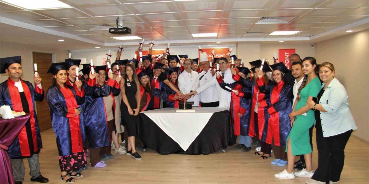 Medical Point’te mezuniyet heyecanı