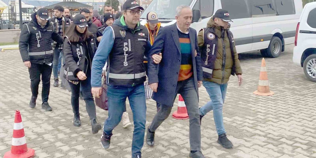 Eski Gökçeada Belediye Başkanı Çetin’e ’hayvan hırsızlığı’ suçuna yönelik rüşvet soruşturması