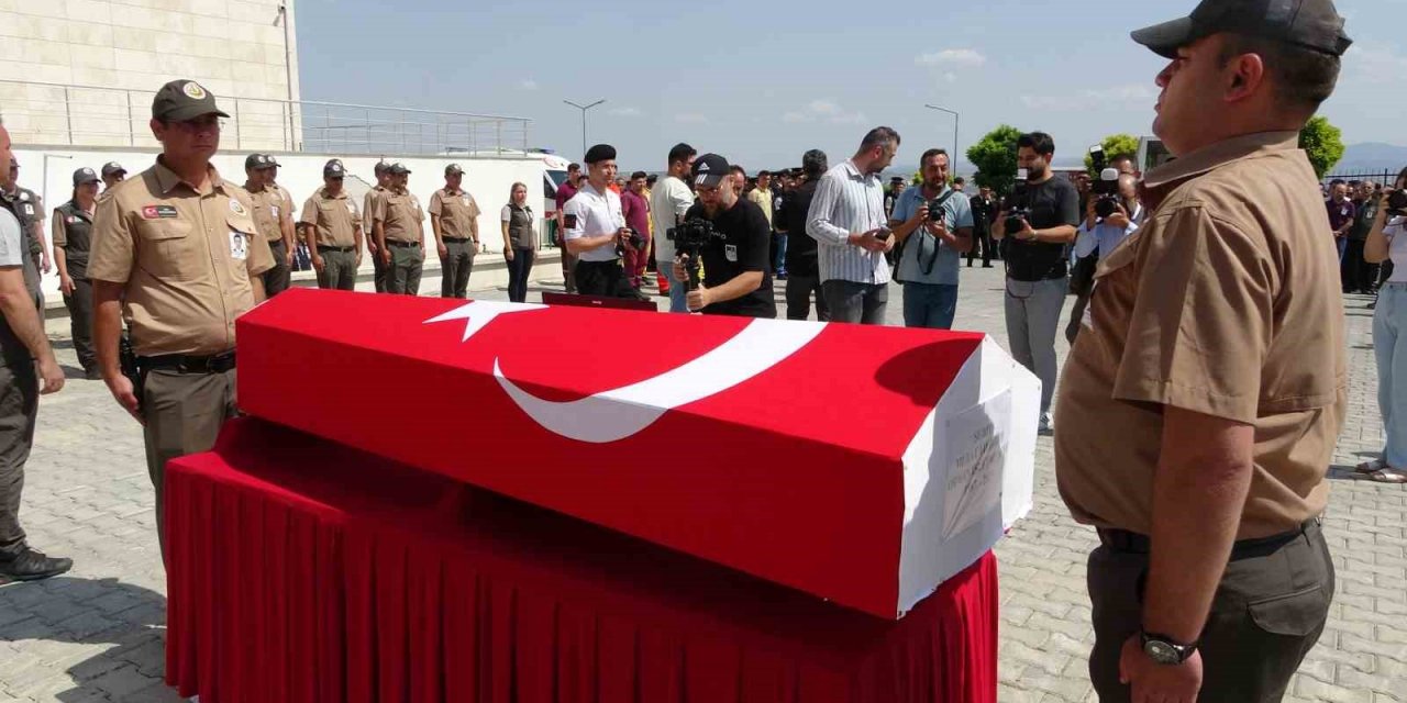 Şehit olan ormancı için tören düzenlendi