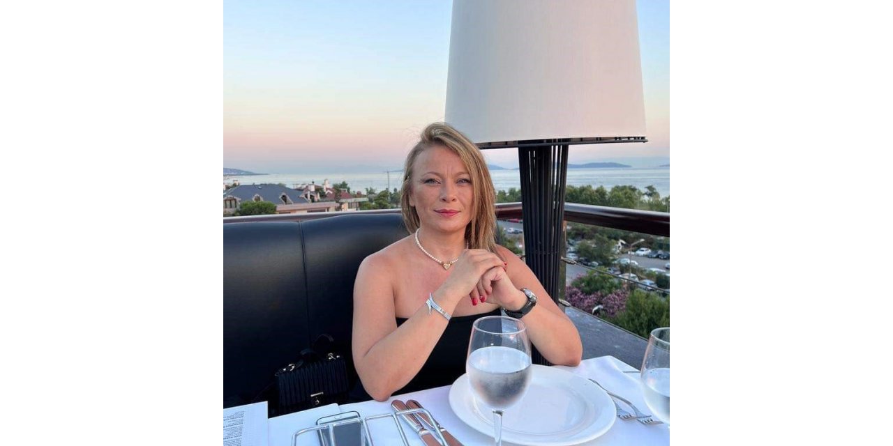 Arkadaşları ile restoranda sohbet ederken aniden fenalaştı