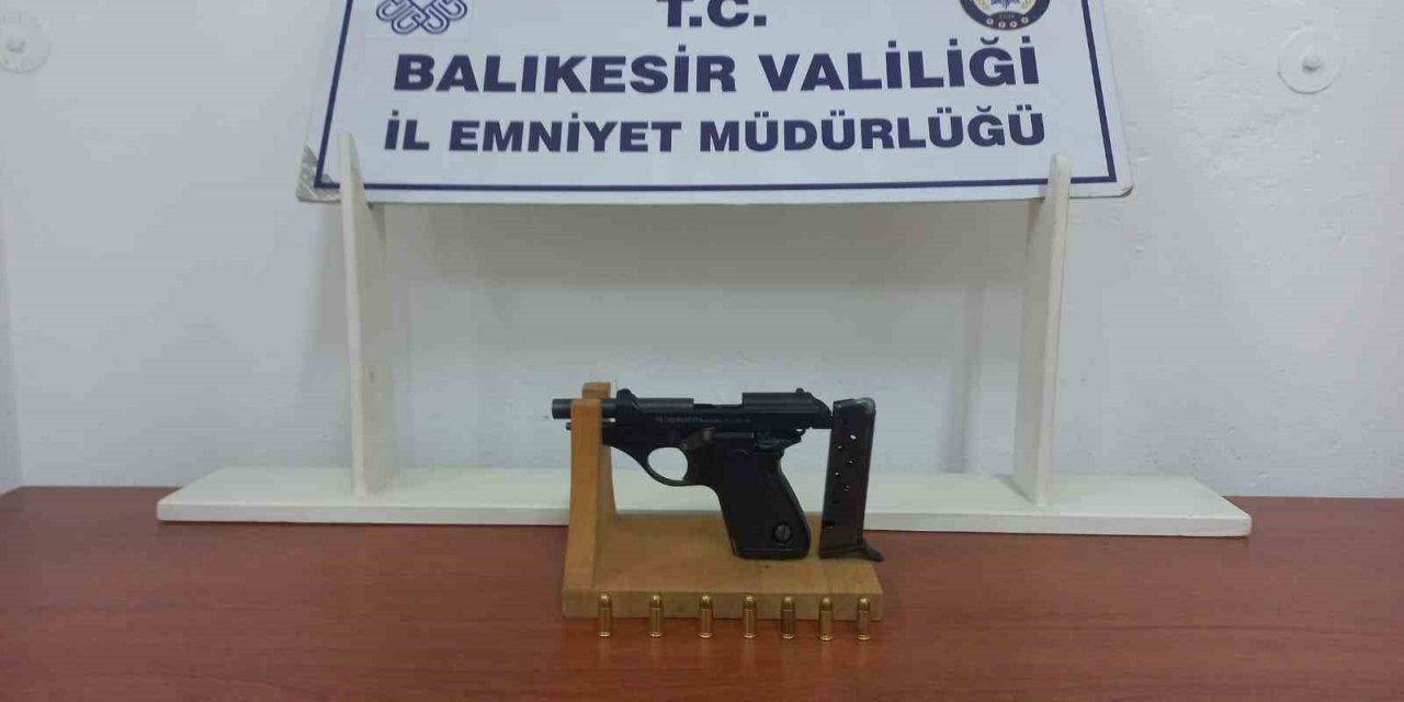 Balıkesir’de 14 aranan şahıs yakalandı