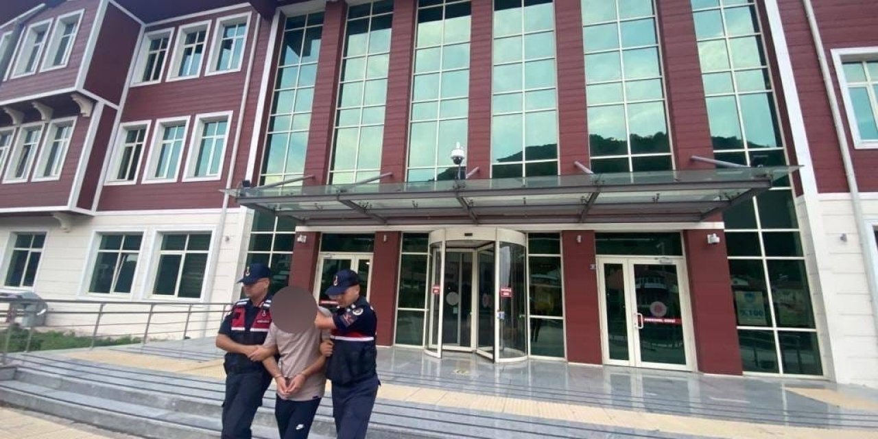 Kastamonu’da çeşitli suçlardan hüküm giyen iki kişi yakalandı