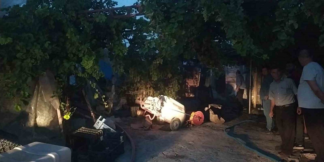 Tandırda çıkan yangın korkuttu