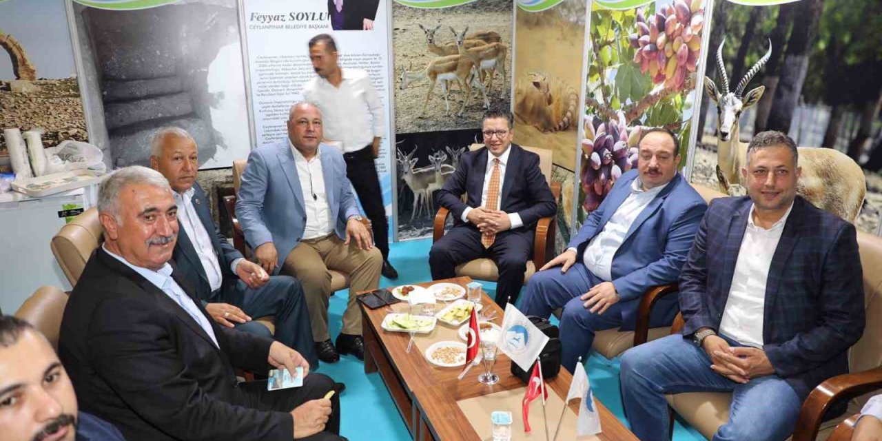 Halfeti Belediyesi buluşmalarda yerini aldı