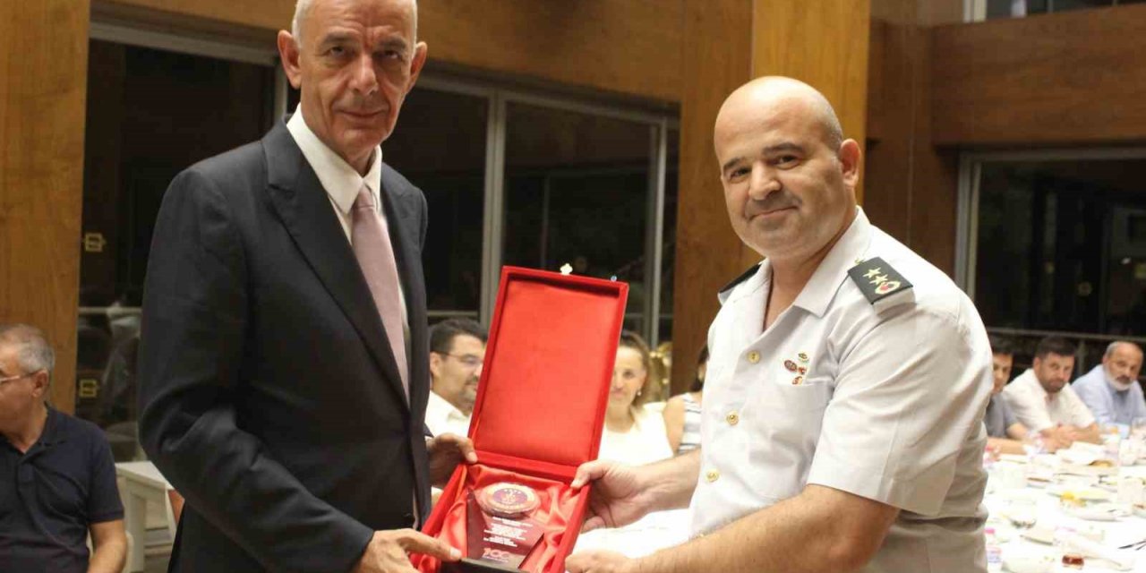 Marmaris Kaymakamı Aksoy, düzenlenen yemekle uğurlandı