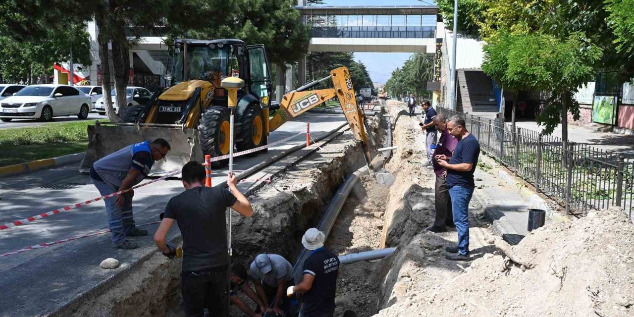 3 bölgeye içme suyu sağlayan boru hattında yenileme çalışması yapıldı