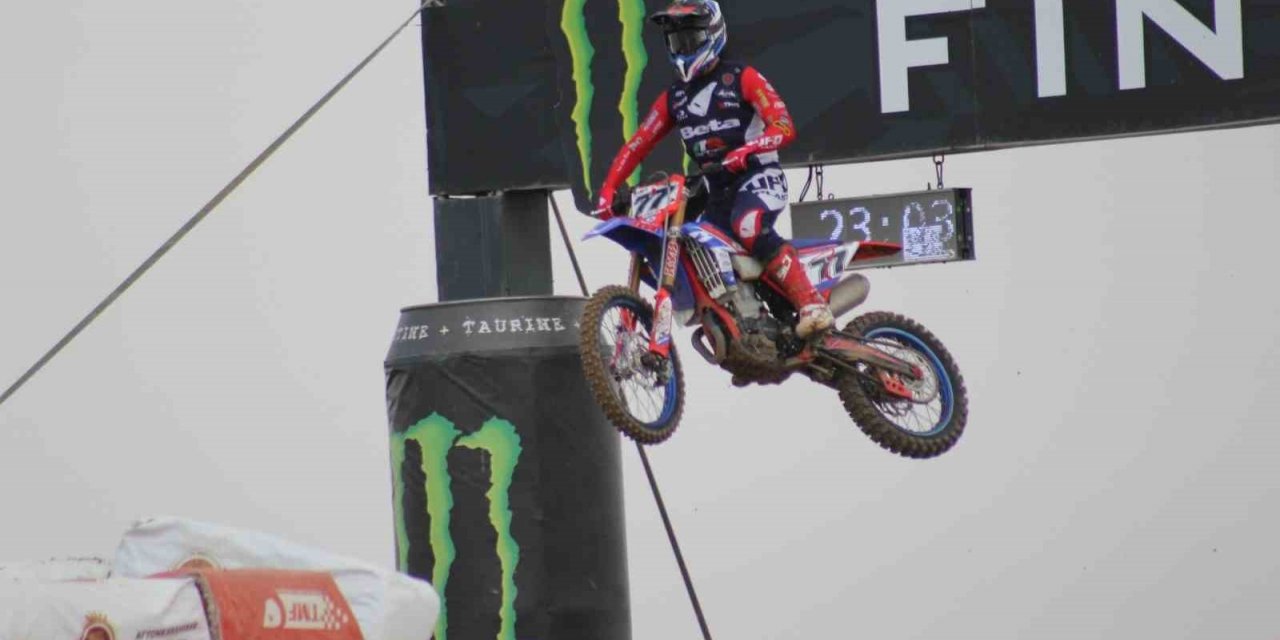 MXGP’de olumsuz hava koşullarından dolayı iki kategorideki sıralama yarışları iptal edildi