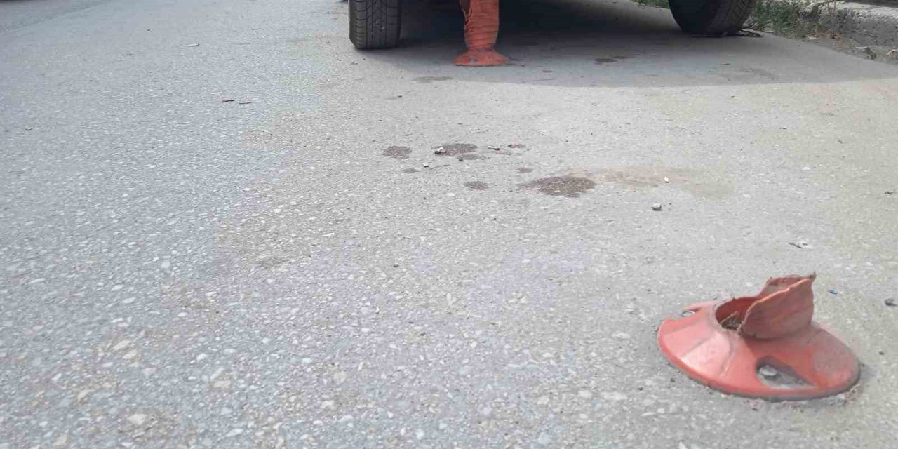 Araçlara trafik dubaları bile engel olmuyor