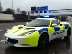 Lotus Evora'yı ilk polisler test etti