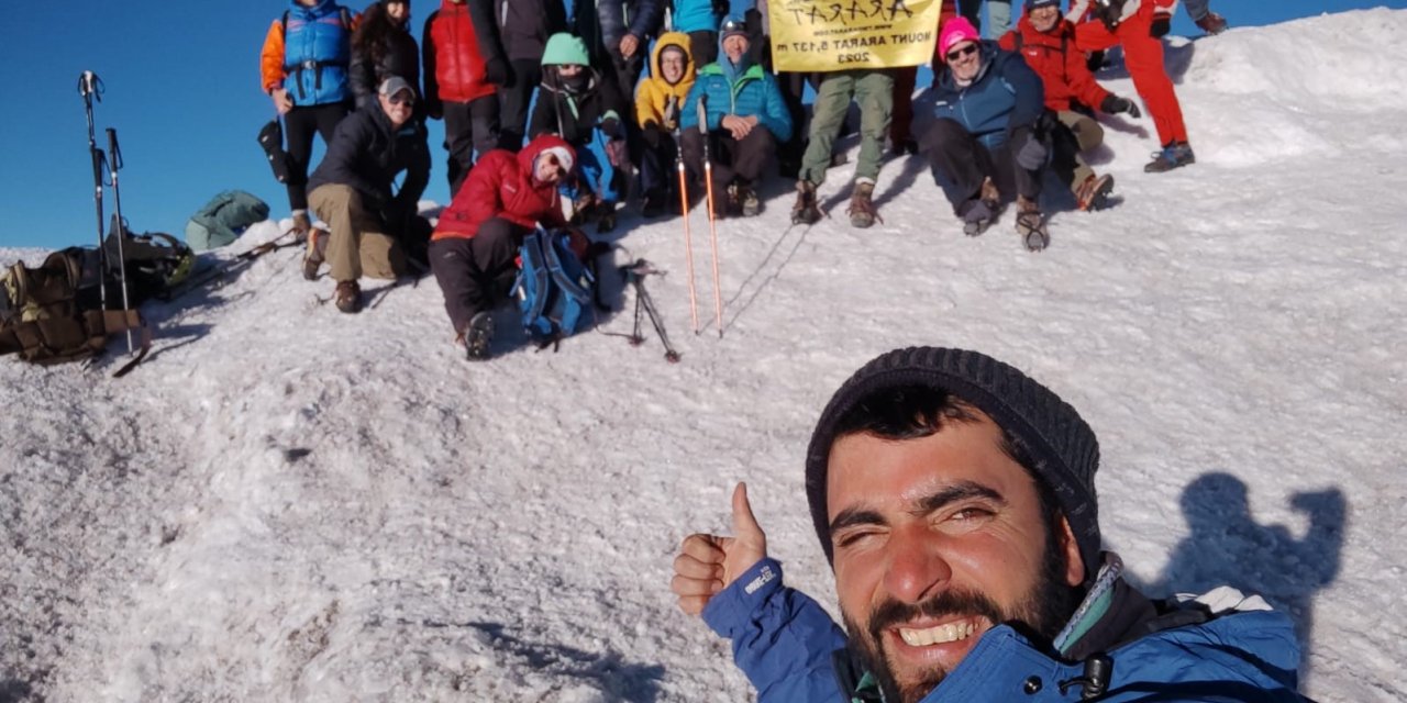 Ağrı Dağı zirvesi boş kalmıyor
