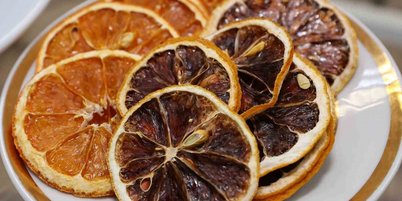 Bu tesiste hedef, yılda 10 bin ton kurutulmuş meyve ve sebze üretmek