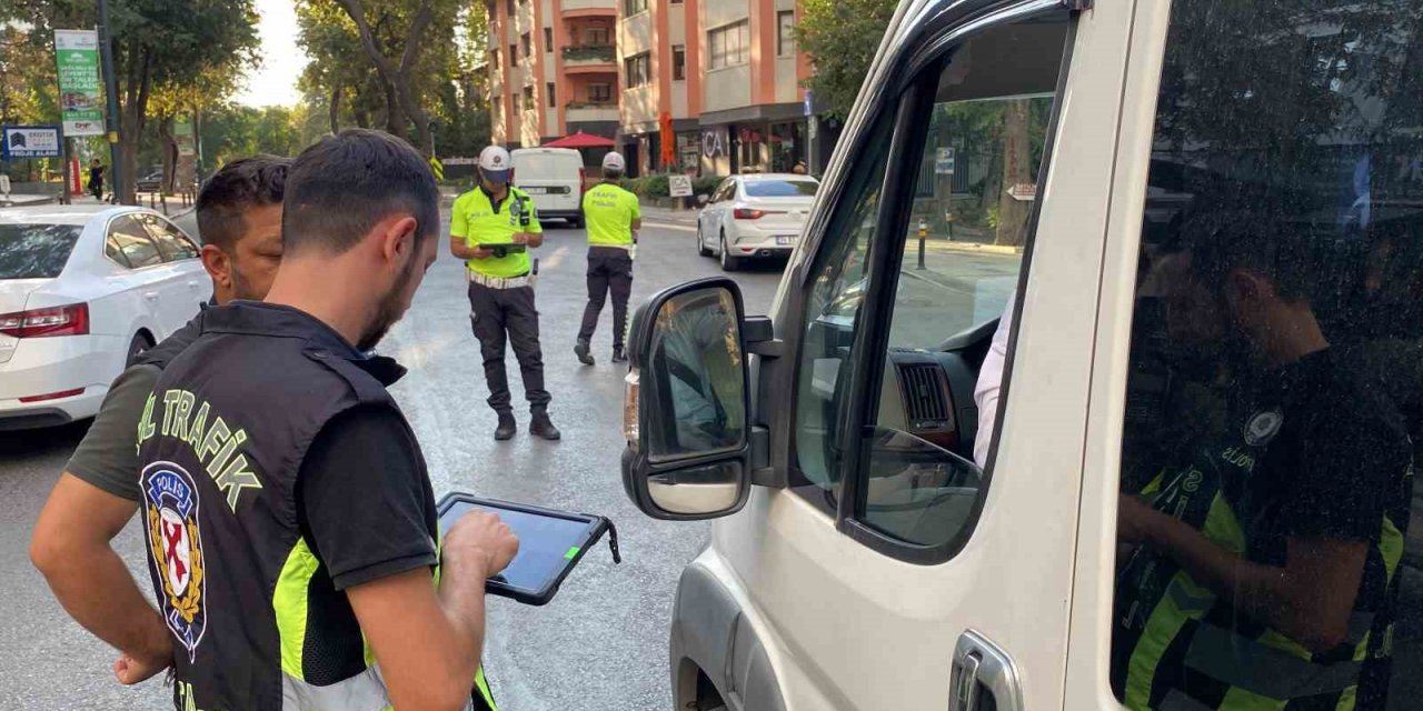 Kadıköy’de okul servislerine yönelik denetim