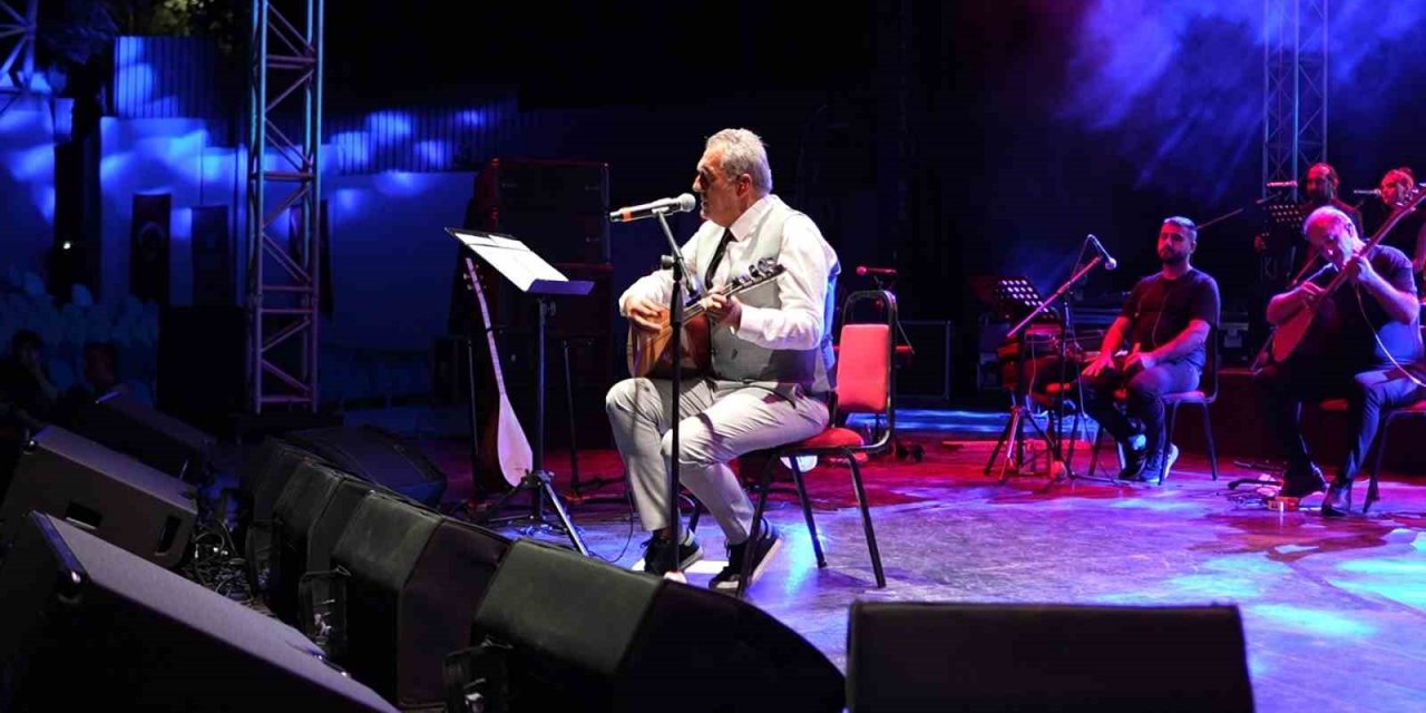 Aşık Veysel Bursa’da türküleriyle anıldı