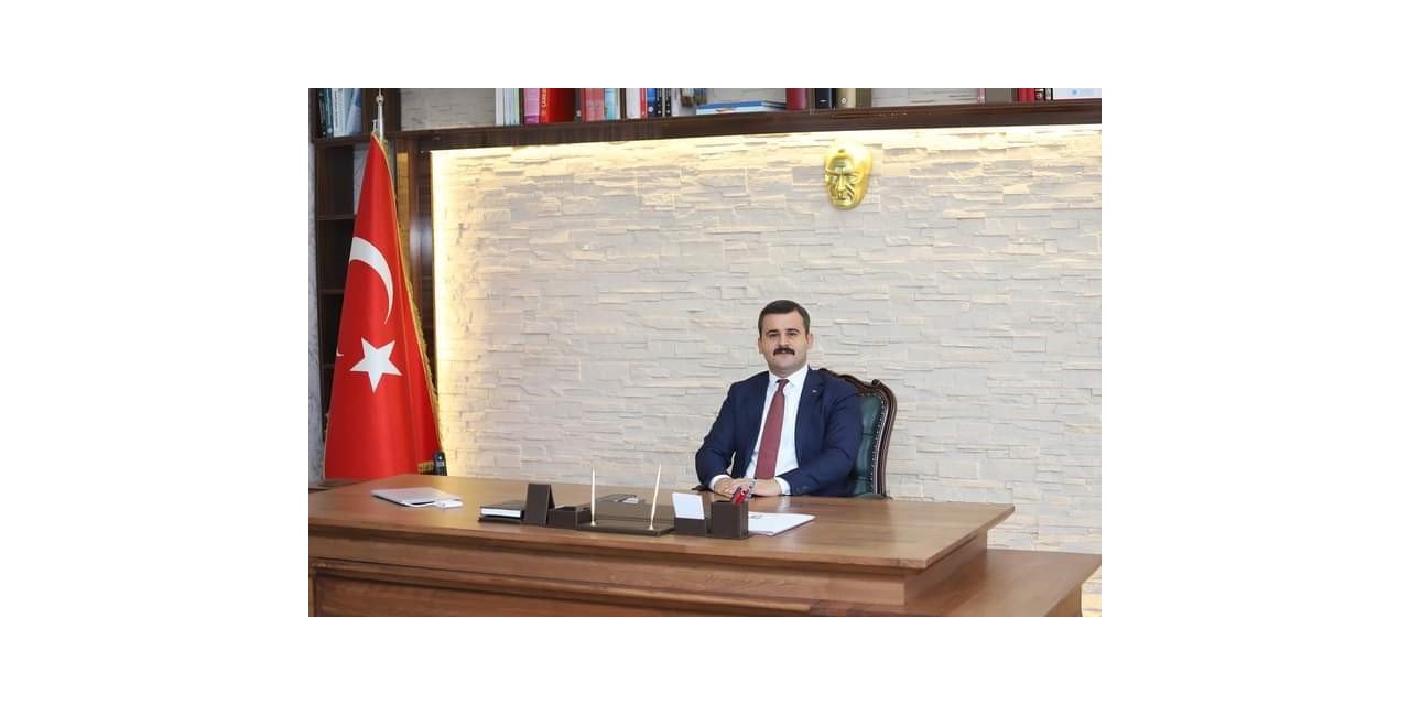 Çukurca Kaymakamı Mert Kumcu göreve başladı