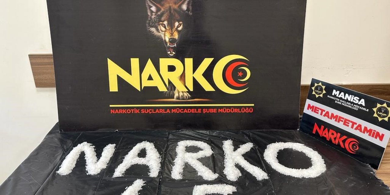 Yarım kilodan fazla metamfetaminle yakalanan 2 kişi tutuklandı