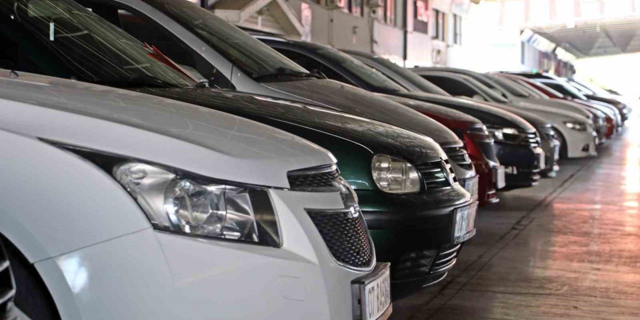 Ekonomist Tufaner: “Konut ve araç piyasasındaki fiyatlar düşüşte”