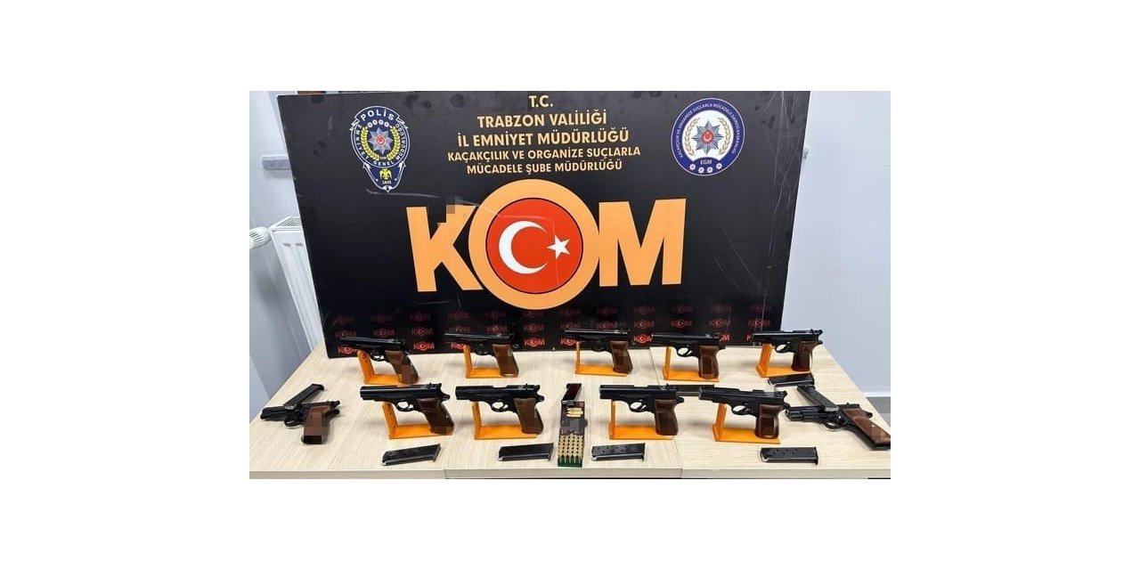 Trabzon’da araç içinde 11 ruhsatsız tabanca ele geçirildi