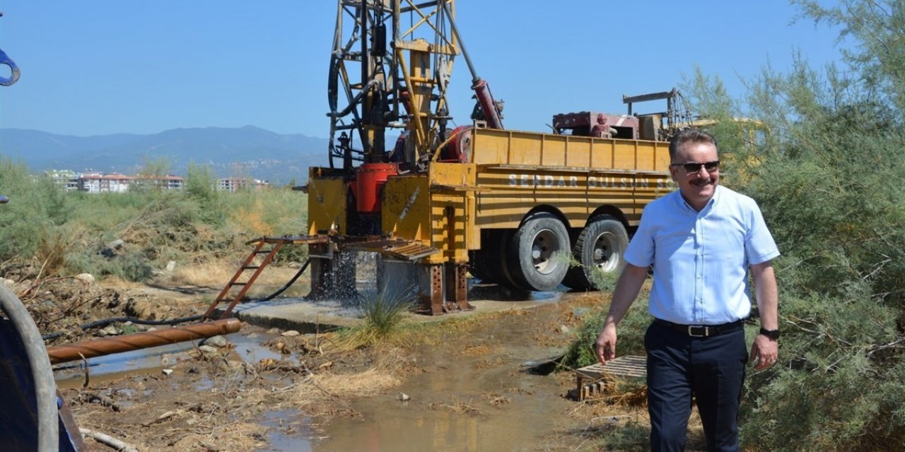 Kaymakam Odabaş, Edremit TDİOSB sahasında İZJ-1 jeotermal kuyunun bakım-onarım çalışmalarını yerinde inceledi
