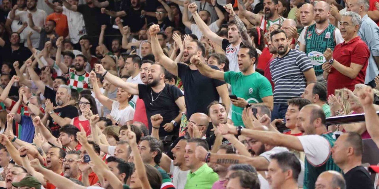 P. Karşıyaka’nın basketbol kombineleri satışa çıkıyor