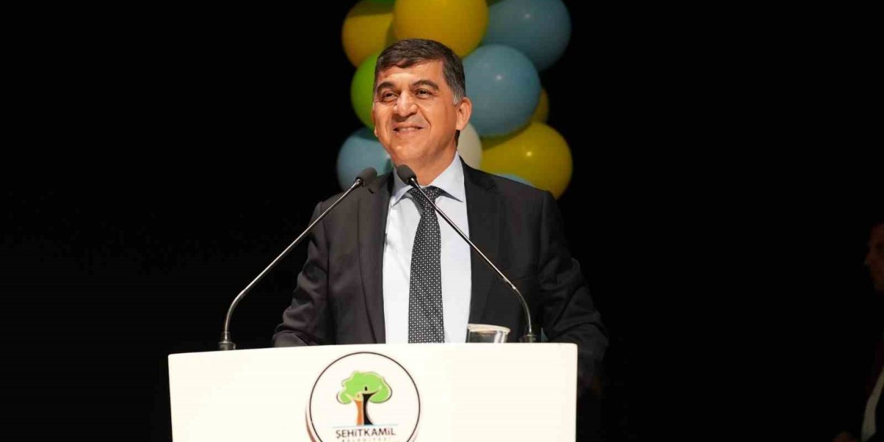 Minik sporcular, ilk madalyalarını aldılar