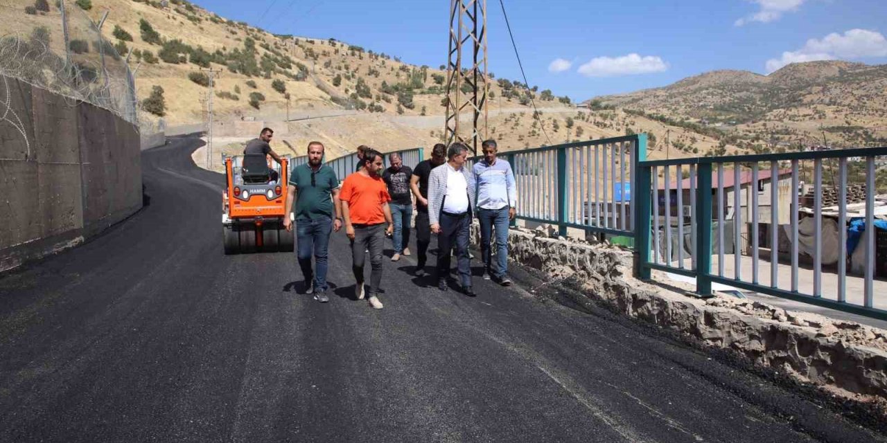 Şırnak’ta yapımı süren yol çalışması tamamlandı