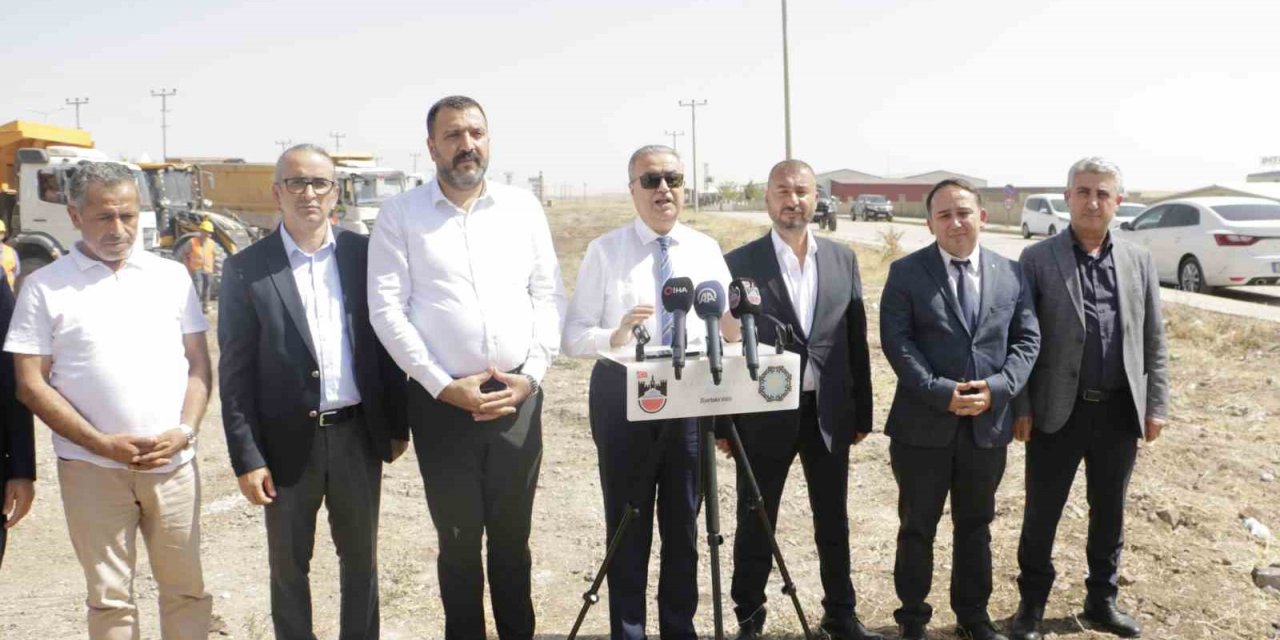 Diyarbakır’da depremzedeler için 18 atölyenin yapımına başlandı