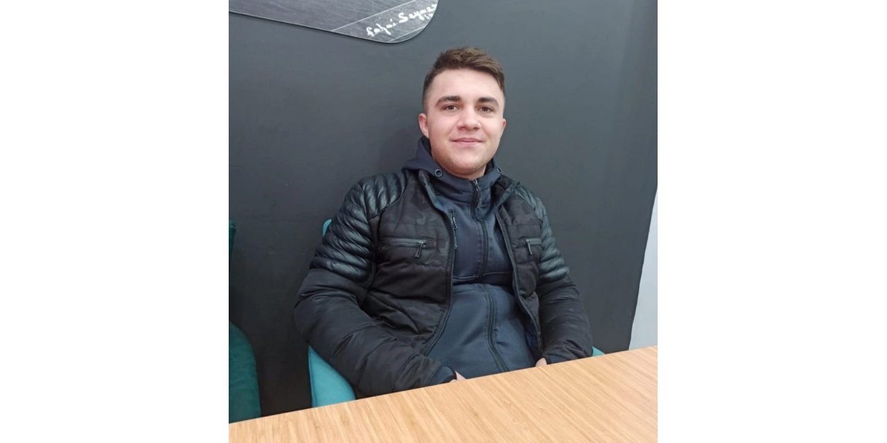 Otomobille çarpışan motosiklet sürücüsü hayatını kaybetti