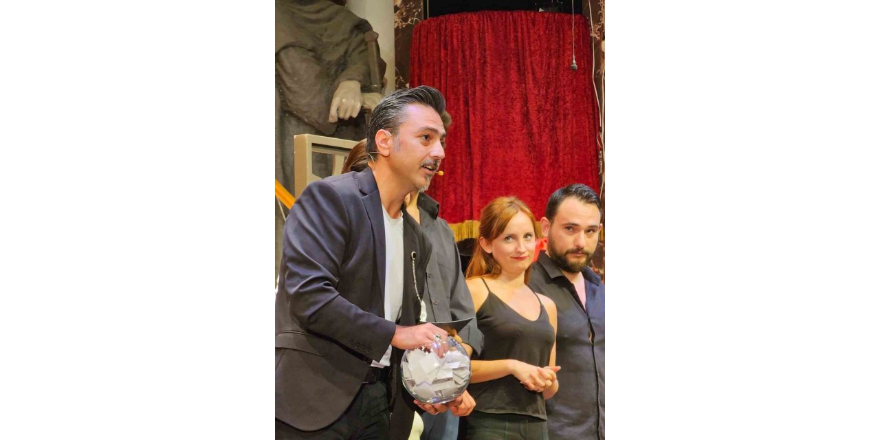 ‘Hazine Avı’ Sahne Tozu Tiyatrosu’nda