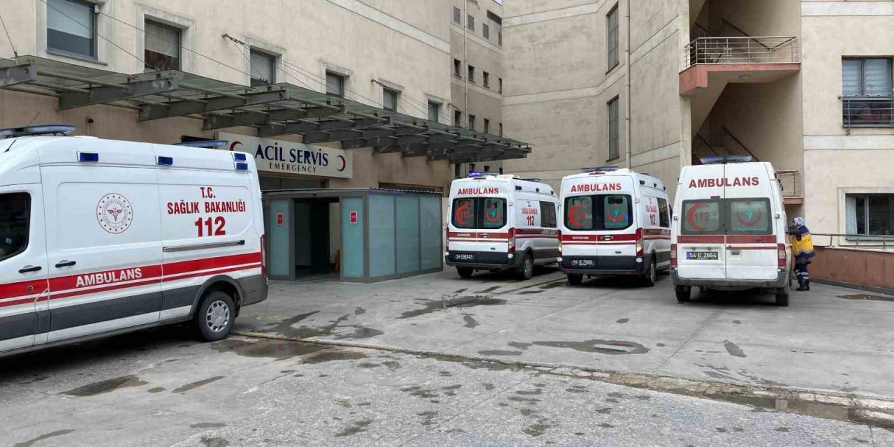 Gölde boğulma tehlikesi geçiren yönetmen hastanede hayatını kaybetti