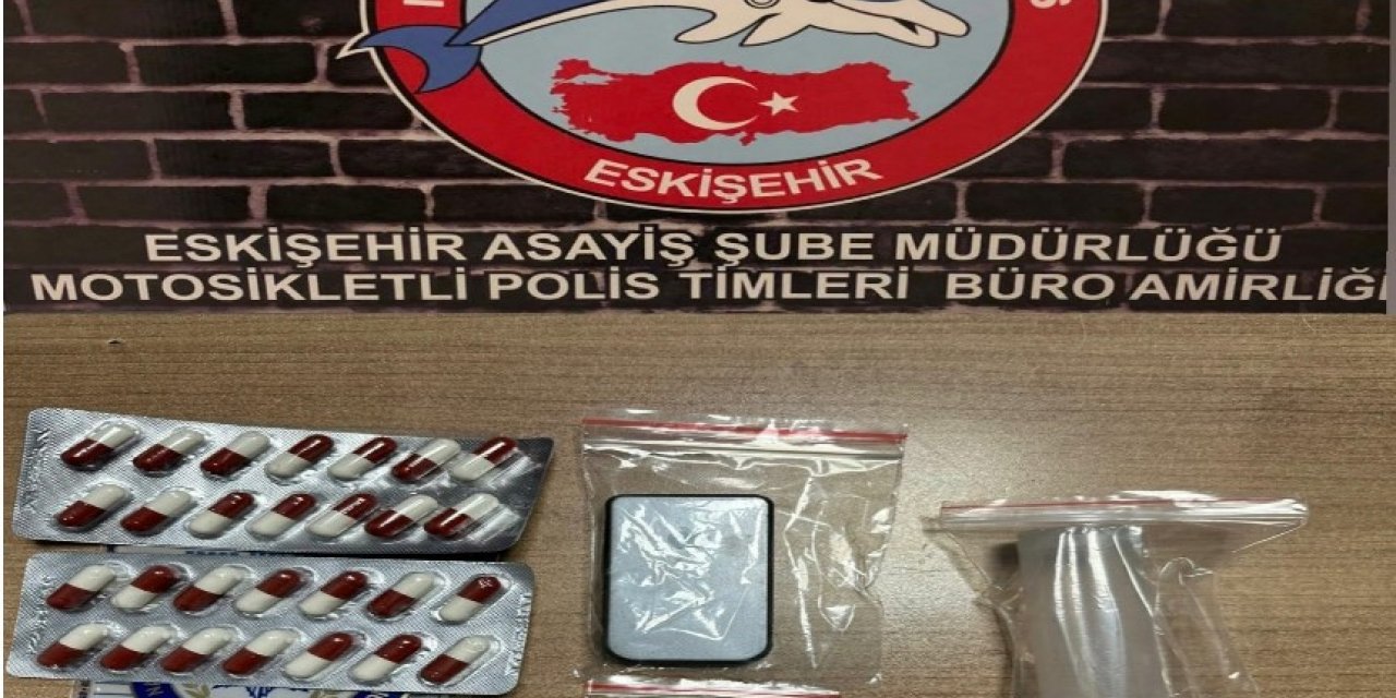 Uyuşturucu madde satıcısı 2 kişi yakalandı