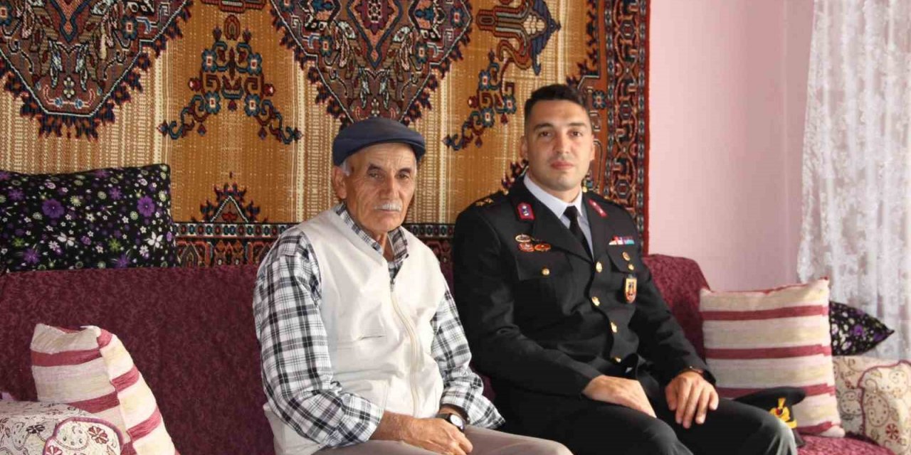 Şehit Özyörük kabri başında anıldı