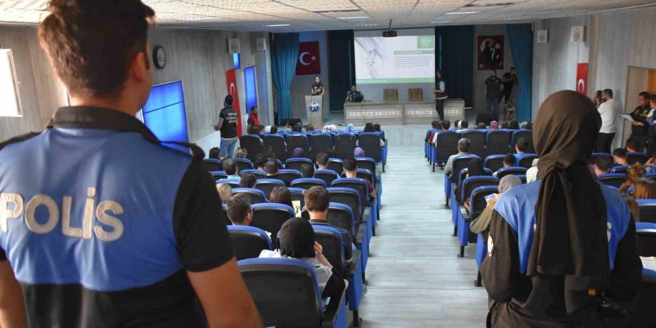 Hakkari’de “Uyuma” mobil uygulaması tanıtıldı