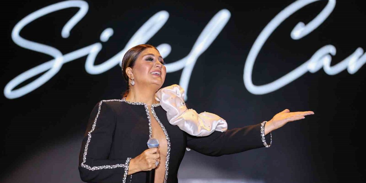 92. İzmir Enternasyonal Fuarı’nda yıldız yağmuru