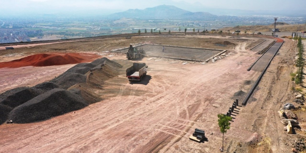 Başkan Çolakbayrakdar, “Erkilet’in eşsiz şehir manzarasıyla Kayseri’ye millet bahçesi kazandırıyoruz”