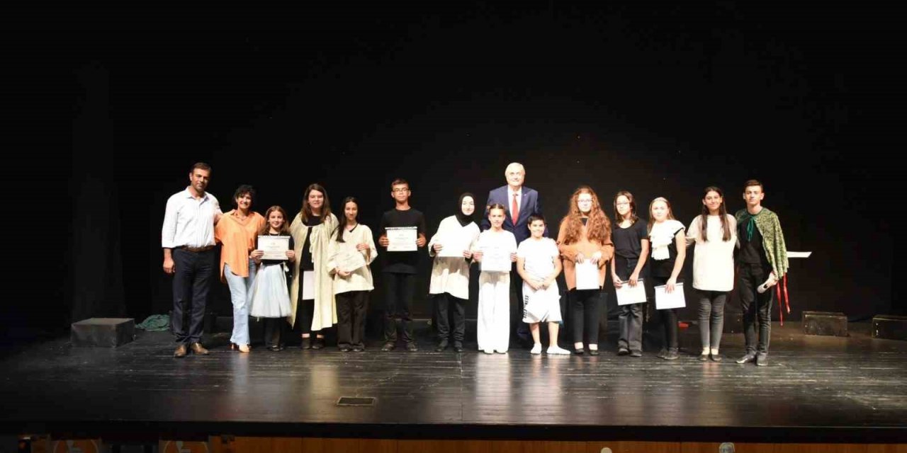 Belgelerini Başkan Bakkalcıoğlu’nun elinden aldılar