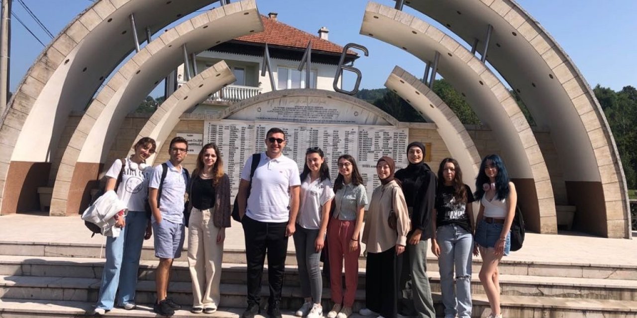 Başarılı öğrenciler Balkan turu yaptı